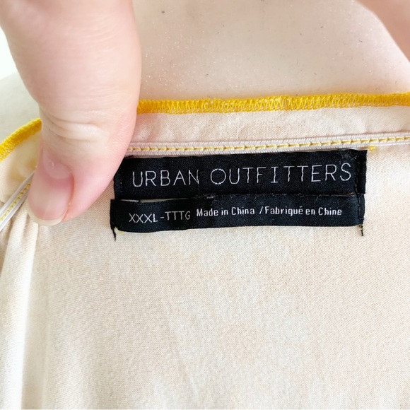 Urban Outfitters Yellow Floral Daisy Dress | XXXL - Picture 4 of 5